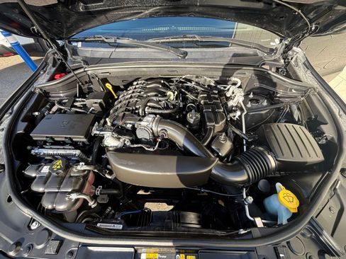 Used 2024 Dodge Durango SXT image 32