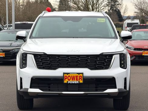New 2026 Kia Sorento S image 3