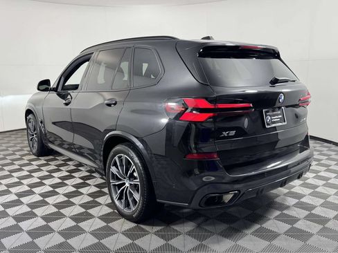 Used 2024 BMW X5 xDrive40i w/ M Sport Package AWD/4WD image 8