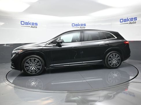 Used 2023 Mercedes-Benz EQS 580 4MATIC SUV image 5