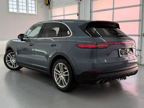 Used 2019 Porsche Cayenne S AWD/4WD image 3
