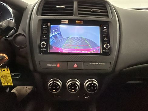 Used 2025 Mitsubishi Outlander Sport ES AWD/4WD image 26