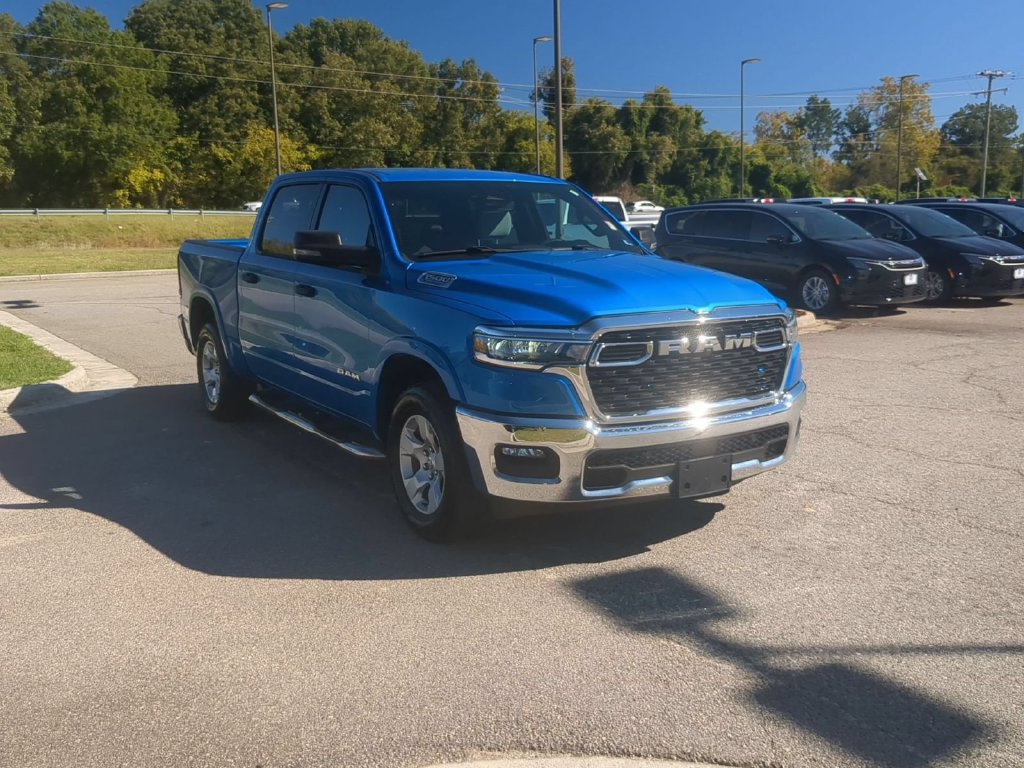 Used 2025 RAM 1500 Big Horn AWD/4WD image 7