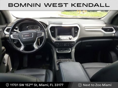 Used 2022 GMC Acadia SLT w/ Preferred Package image 8