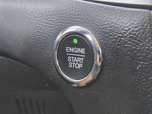 Used 2019 Ford Edge SEL w/ Equipment Group 201A image 23