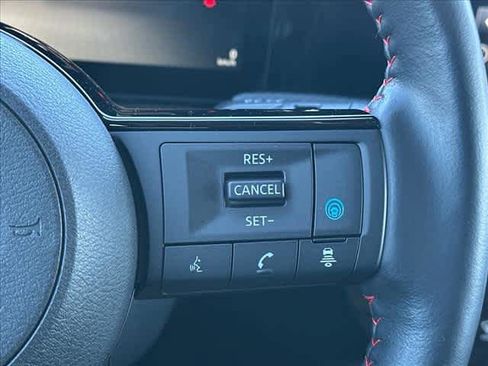 Used 2025 Nissan Kicks SR w/ SR Premium Package image 23