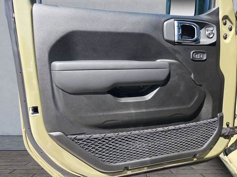 New 2025 Jeep Wrangler Sport S image 17