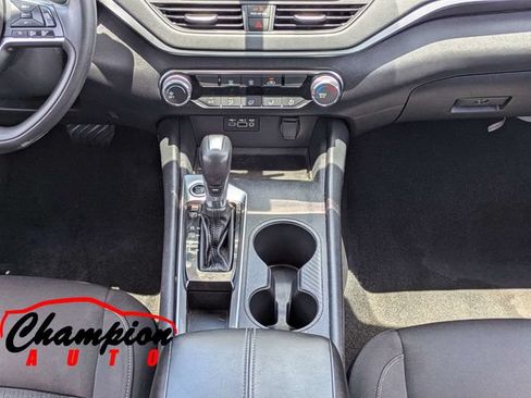Used 2019 Nissan Altima 2.5 S FWD image 21