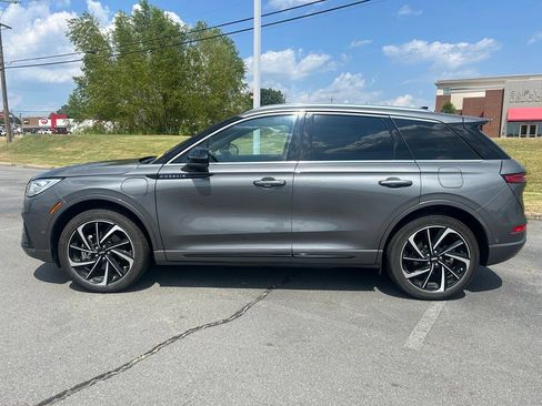 Used 2023 Lincoln Corsair Grand Touring w/ Equipment Group 302A AWD/4WD image 4