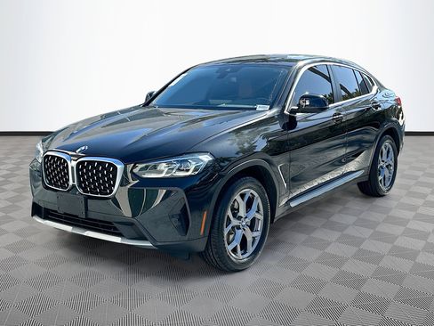 Certified 2023 BMW X4 xDrive30i w/ Premium Package image 3