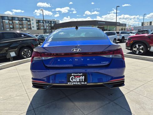 Used 2023 Hyundai Elantra Limited FWD image 5