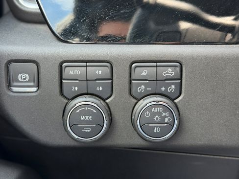 Used 2024 Chevrolet Silverado 3500 LT w/ All Star Edition AWD/4WD image 6