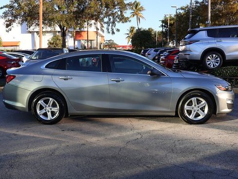 Used 2023 Chevrolet Malibu LS image 16