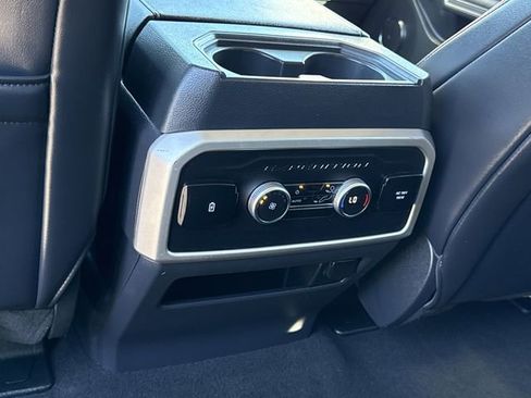 Used 2024 Ford Expedition XLT image 13