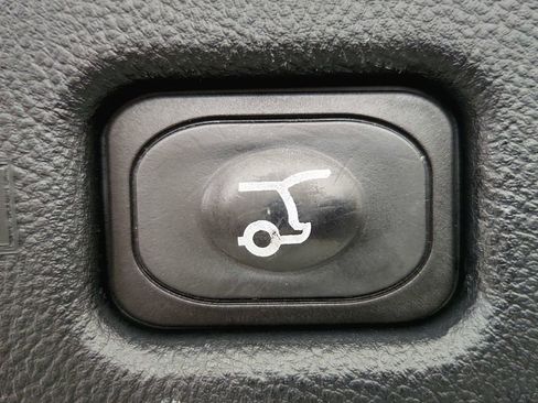 Used 2019 Lincoln Nautilus Reserve AWD/4WD image 35