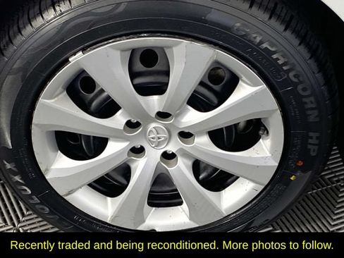 Used 2026 Toyota Corolla LE FWD image 28