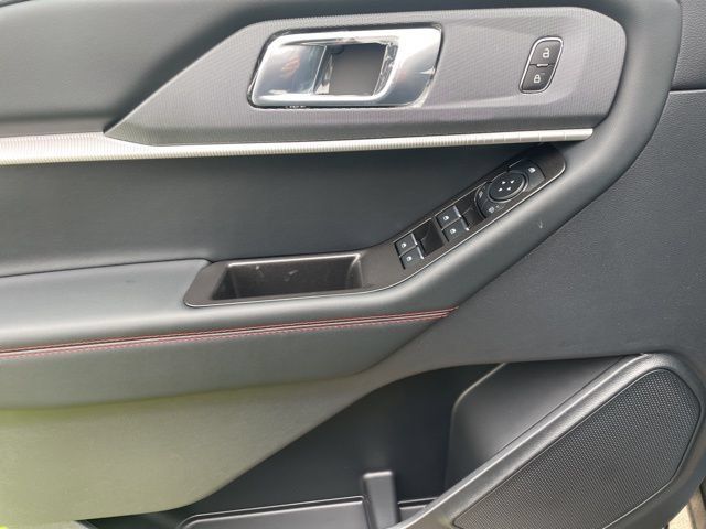 New 2026 Ford Explorer ST-Line AWD/4WD image 21