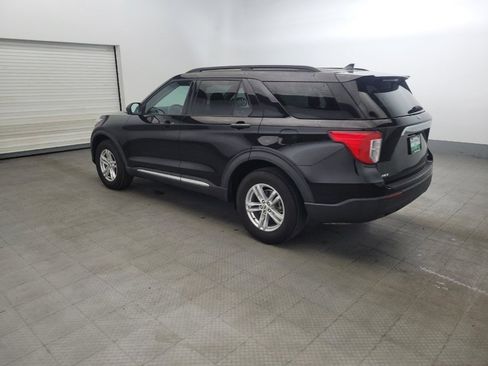 Used 2020 Ford Explorer XLT w/ Comfort Package image 3