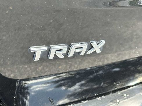 Used 2020 Chevrolet Trax LS w/ Tint and Cruise Package image 11