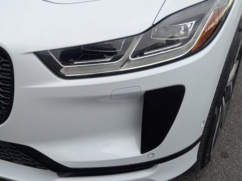 Used 2020 Jaguar I-PACE SE image 11