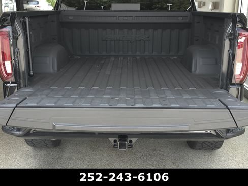 Used 2023 GMC Sierra 1500 AT4X AWD/4WD image 33