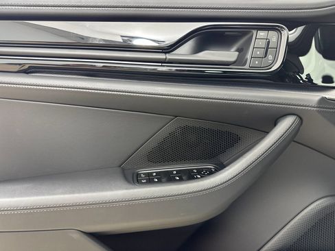 Certified 2026 Porsche Panamera 4 E-Hybrid AWD/4WD image 12