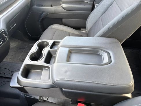 Used 2024 Chevrolet Silverado 1500 LT RWD image 31