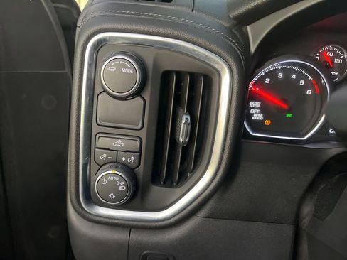 Used 2021 Chevrolet Silverado 1500 LT w/ Texas Edition Plus image 10