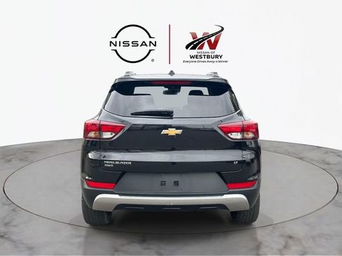 Used 2023 Chevrolet TrailBlazer LT w/ Convenience Package AWD/4WD image 5