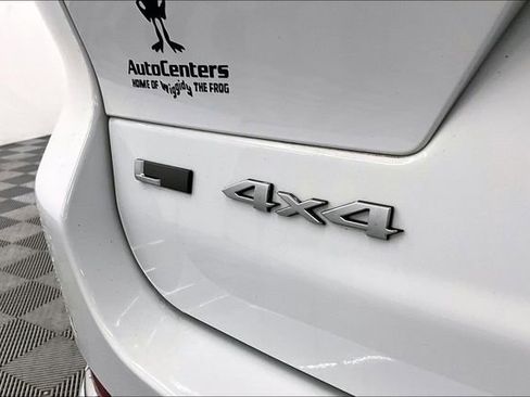 Used 2023 Jeep Grand Cherokee L Summit image 9