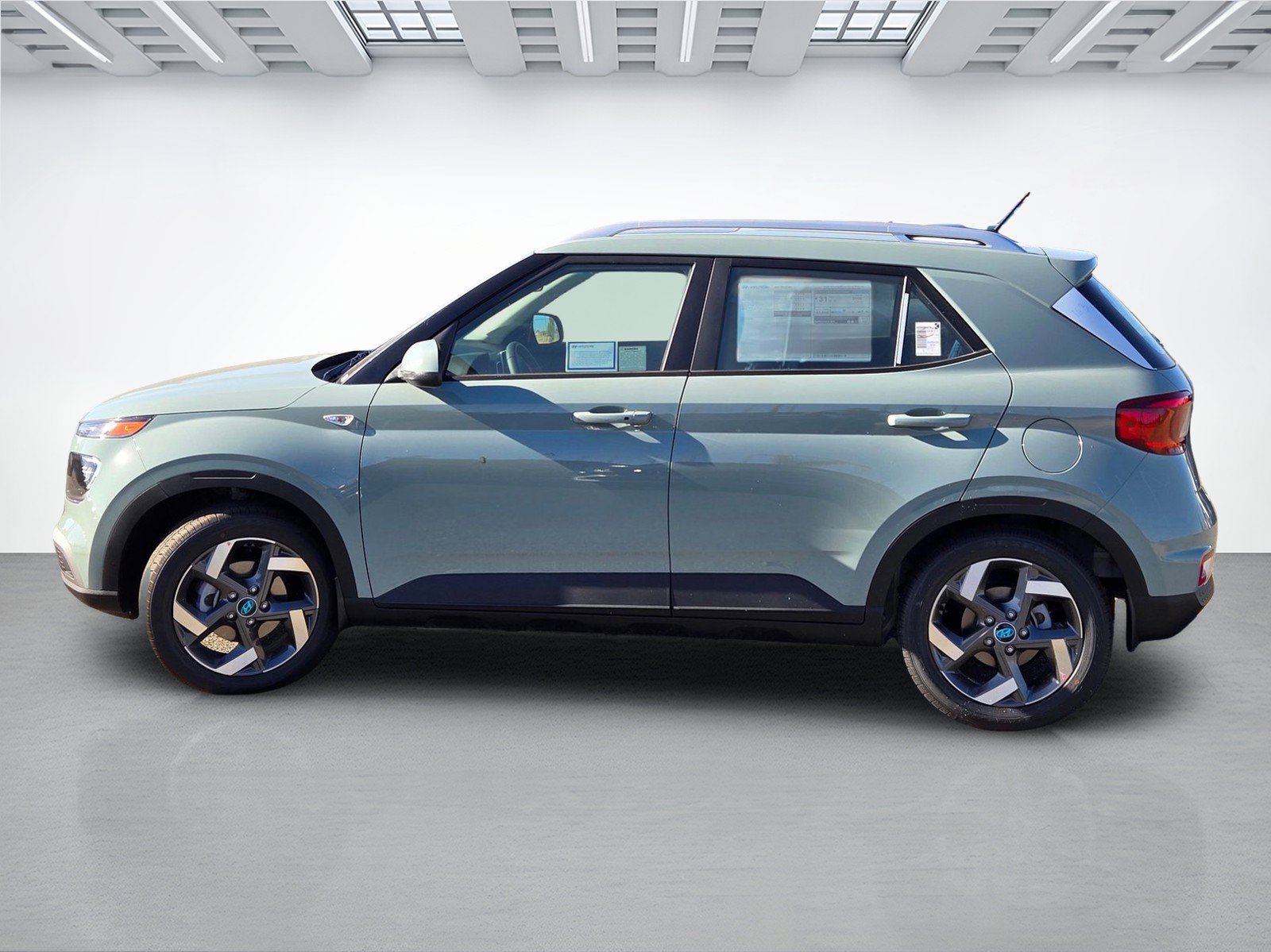 New 2026 Hyundai Venue SEL FWD image 6