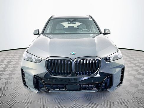 Used 2026 BMW X5 xDrive40i w/ M Sport Package AWD/4WD image 3