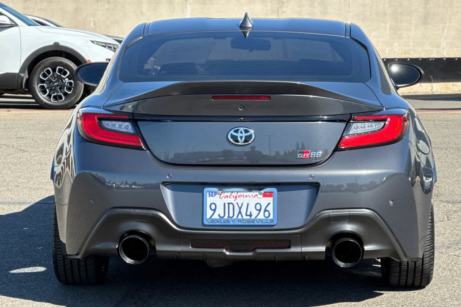 Used 2023 Toyota GR86 Premium RWD image 8