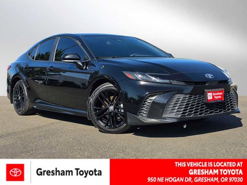 Certified 2025 Toyota Camry SE w/ Convenience Package FWD image 1