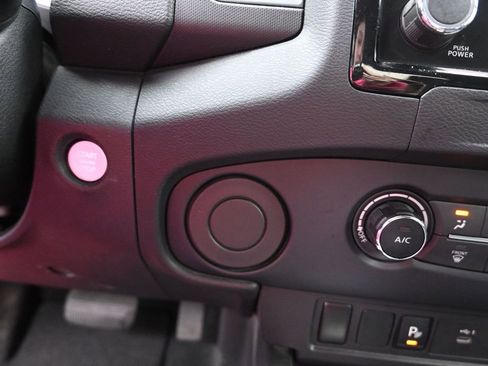 Used 2022 Nissan Frontier S w/ Technology Package image 17