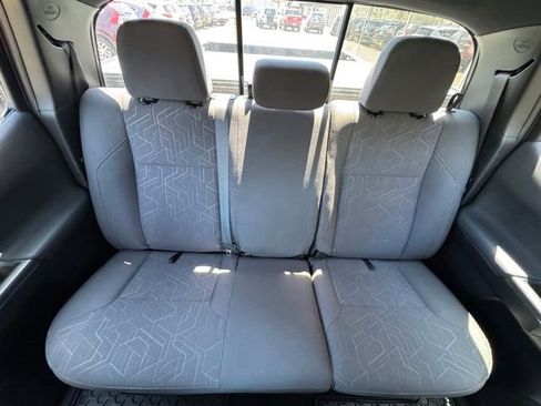 Used 2019 Toyota Tacoma TRD Sport AWD/4WD image 14