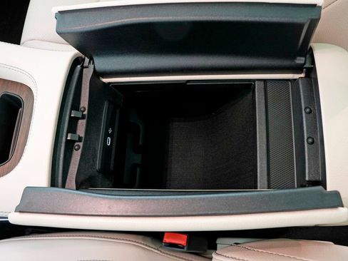 Certified 2026 Mercedes-Benz GLE 450 4MATIC image 27