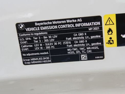 Used 2021 BMW 330e w/ Driving Assistance Package RWD image 28