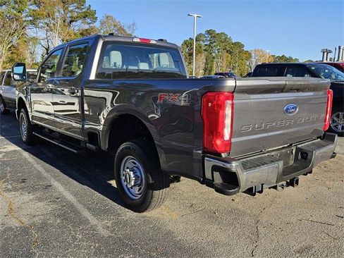 Used 2023 Ford F250 XL image 10