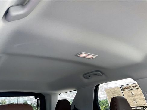 Certified 2025 Ford Bronco Sport Outer Banks w/ Outer Banks Tech Package+ AWD/4WD image 22