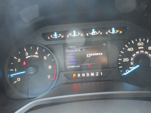 Used 2016 Ford F150 XL w/ Equipment Group 101A Mid AWD/4WD image 19