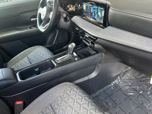 New 2026 Nissan Kicks SV AWD/4WD image 16