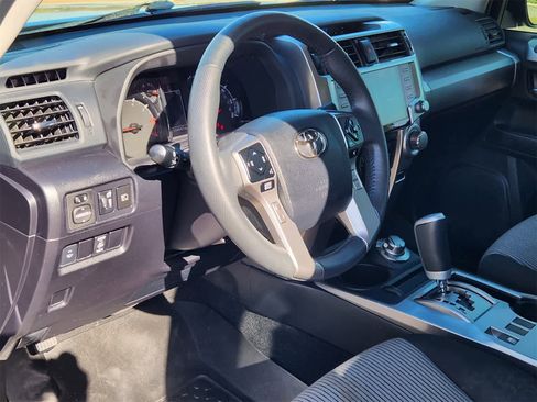 Used 2021 Toyota 4Runner SR5 image 2