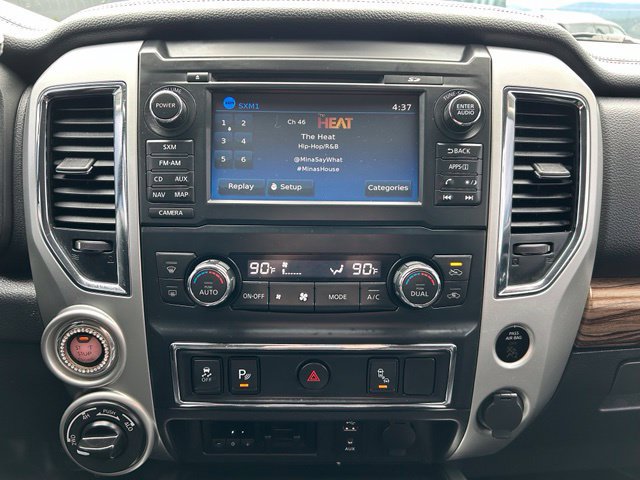 Used 2018 Nissan Titan SL w/ Chrome Package AWD/4WD image 16