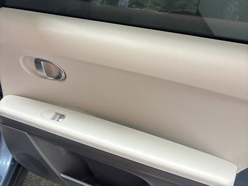 Used 2024 Hyundai Ioniq 5 SE image 25