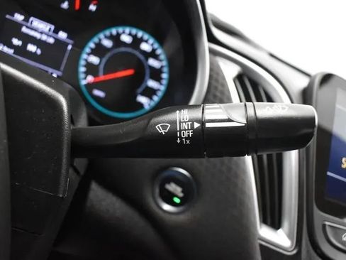 Used 2025 Chevrolet Malibu LT FWD image 25