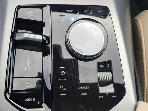 New 2025 BMW X3 xDrive30i w/ Premium Package image 28