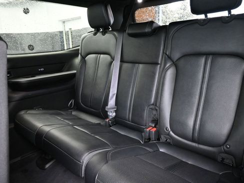 Used 2024 Jeep Wagoneer Series II AWD/4WD image 18
