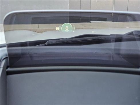 Used 2025 MINI Cooper 2-Door Hardtop image 10