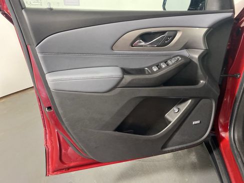 Used 2019 Chevrolet Traverse LT w/ LT Premium Package FWD image 24